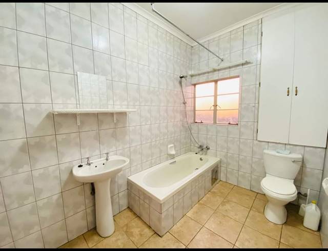 2 BEDROOM APARTMENT FOR SALE IN TRICHARDT